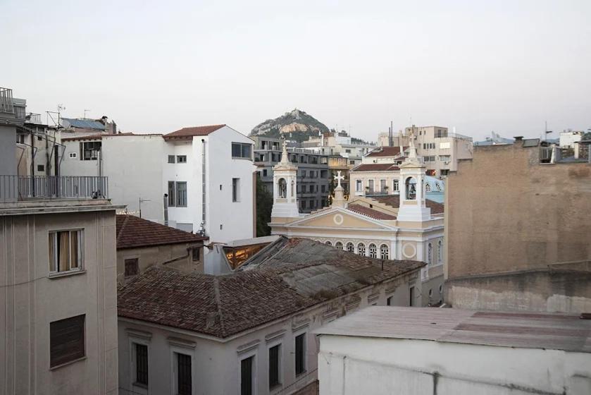 Artist'S Lovely Nest Under The Shadow Of The Parthenon Apartamento Atenas Exterior foto