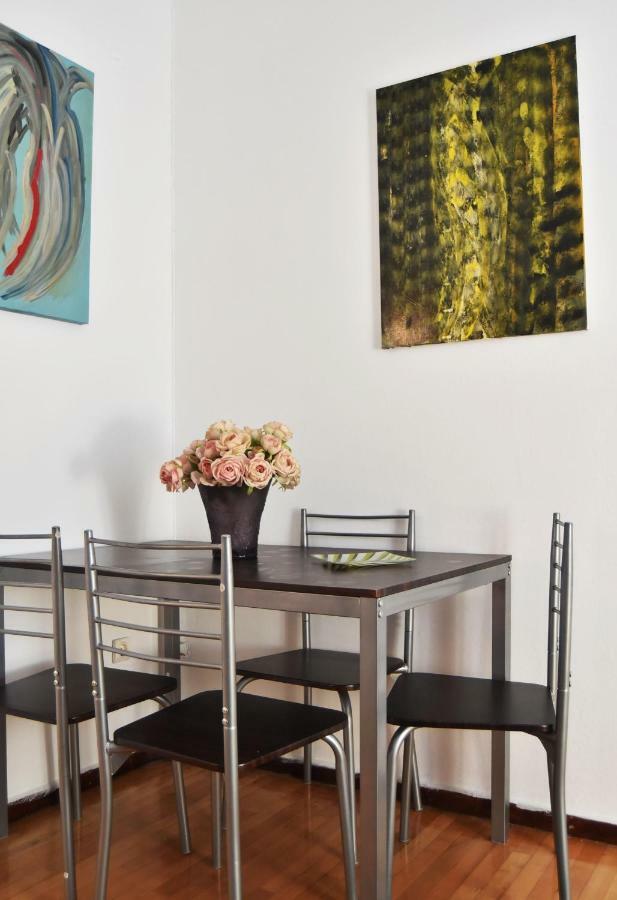 Artist'S Lovely Nest Under The Shadow Of The Parthenon Apartamento Atenas Exterior foto